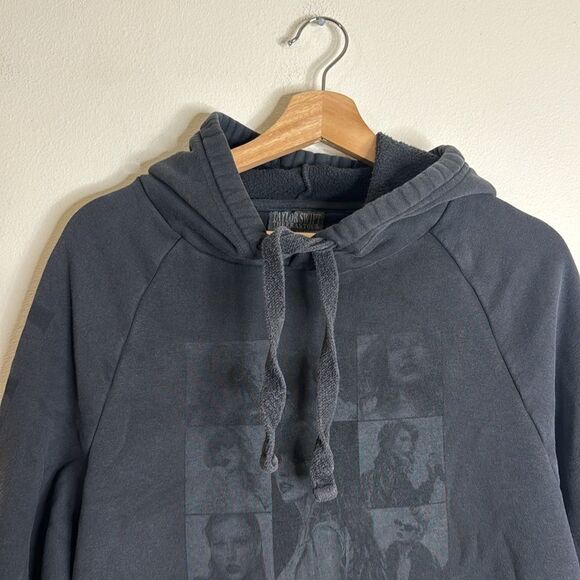 Taylor Swift Black Eras Tour Hoodie Sweatshirt pullover size medium oversized - Picture 6 of 12